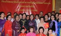 Vize-Staatspräsidentin Nguyen Thi Doan besucht Nahkhon Phanom