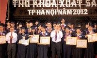 Hanoi zeichnet beste Hochschulabsolventen aus