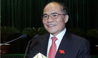  Parlamentspräsident Nguyen Sinh Hung ist in Japan zu Gast