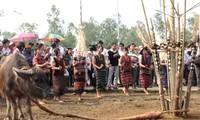 Die traditionellen Feste der Brau-Minderheit