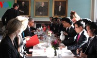 Staatspräsident Truong Tan Sang trifft dänischen Parlamentspräsident