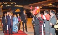 Premier Nguyen Tan Dung beginnt Besuch in Frankreich