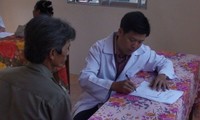 Freiwillige Ärzte behandeln arme Patienten kostenlos