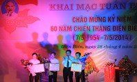 Eröffnung der Filmvorführungen zur Feier des Sieges Dien Bien Phu
