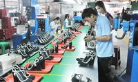 Vietnamesische Lederschuh-Unternehmen überwinden  Schwierigkeiten und wahren Chancen