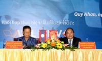 Konferenz über Wirtschaftszusammenarbeit zwischen Provinzen Vietnams und Laos