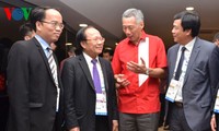 Kulturminister Hoang Tuan Anh trifft Präsident und Premierminister Singapurs 