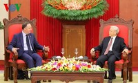 Gespräche zwischen den Spitzenpolitikern Vietnams und dem Premierminister Neuseelands