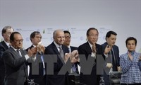 COP 21 beschließt weltweites Klimaabkommen 