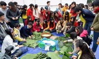 Das Programm “Chung-Kuchen für arme Menschen zum Tetfest”
