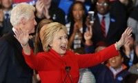 Wahlen in den USA: Hillary Clinton gewinnt knappen Sieg im Bundesstaat Iowa