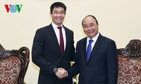 Premierminister Nguyen Xuan Phuc empfängt Exekutivdirektor des Weltwirtschaftsforums Philipp Rösler