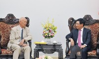 Vize-Premierminister Pham Binh Minh trifft Sonderbeauftragte des schwedischen Premierministers