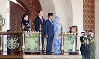 Besuche des Staatspräsidenten Tran Dai Quang in Brunei und Singapur erreichen große Erfolge