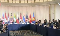 Vietnam nimmt an der inoffiziellen Außenministerkonferenz der ASEAN und USA teil