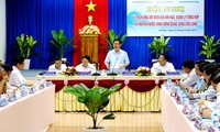 Vizepremierminister Vuong Dinh Hue fordert Aktualisierung des Klimaszenarios