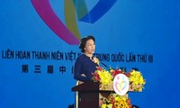 Spitzenpolitiker Vietnams und Chinas nehmen am Festival zwischen Jugendlichen beider Länder teil