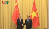 Staatspräsident Tran Dai Quang empfängt Vorsitzenden des chinesischen Volkskongresses