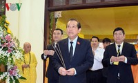 Vizepremierminister Truong Hoa Binh besucht Trauerfeier für den Mönch Thich Chon Thien