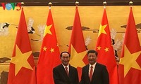 Staatspräsident Tran Dai Quang führt Gespräch mit dem chinesischen Staatspräsident Xi Jinping