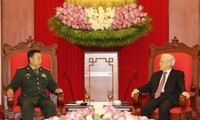 Leiter der Partei und des Staates empfangen Vize-Vorsitzender der Zentralen Militärkomission Chinas 