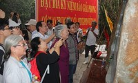 Erinnerungsstein der Giai Phong-Zeitung gelegt