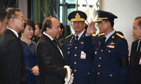 Premierminister Nguyen Xuan Phuc besucht Thailand