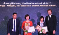 Verleihung des Preises L’oreal-UNESCO 2017 an Wissenschaftlerinnen