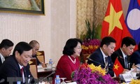 Weitere Tätigkeiten der Vize-Staatspräsidentin Dang Thi Ngoc Thinh in Laos