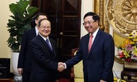 Vize-Premierminister, Außenminister Pham Binh Minh empfängt Parteichef des Autonomiegebiets Guangxi Zhuang, Lu Xinshe
