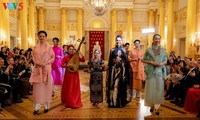 Vorstellung der vietnamesischen Mode in Russland