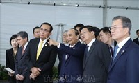 Aktivitäten des Premierministers Nguyen Xuan Phuc in Südkorea