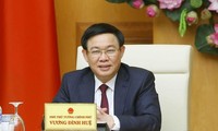 Vize-Premierminister Vuong Dinh Hue nimmt an der Unterzeichnung eines Abkommens zwischen Vietnam und den USA teil