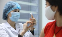 Gesundheitsministerium unterstützt experimentelle Injektion von Impfstoff Nanocovax in Provinzen und Städten