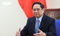 Telefongespräch zwischen Premierminister Pham Minh Chinh und seinem chinesischen Amtskollegen Li Keqiang