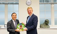 Die Konservative Partei unterstützt die britische Regierung bei der Förderung der Beziehungen zu Vietnam