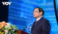 Premierminister Pham Minh Chinh: Die Pflege und der Schutz der Gesundheit der Bevölkerung sind oberste Priorität