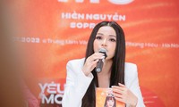 Die Sopranistin Hien Nguyen singt auf ihrem ersten Album in vier Sprachen
