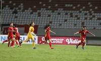 Das vietnamesische U18-Frauenteam besiegt Indonesien