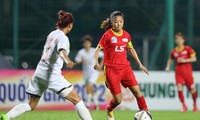 Stürmerin Huynh Nhu der vietnamesischen Fußballnationalmannschaft der Frauen ist auf dem Weg zum portugiesischen Team
