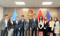 Die Delegation der Staatskommission für Auslandsvietnamesen besucht die USA