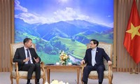 Premierminister Pham Minh Chinh: Adidas leistet einen bedeutenden Beitrag zur Entwicklung der vietnamesischen Wirtschaft