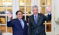 Der Singapur-Besuch des Premierministers Pham Minh Chinh bringt den beiden Ländern bedeutende Ergebnisse