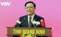 Parlamentspräsident Vuong Dinh Hue: Volksrat spielt eine wichtige Rolle bei der Reform des lokalen Managements