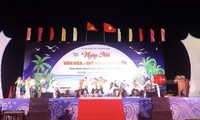 Sport- und Kulturfestival der Fischer in Binh Dinh