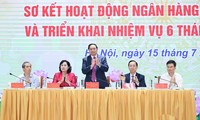 Premierminister Pham Minh Chinh nimmt an der Bewertungskonferenz des Bankwesens teil