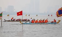 Die erweiterte Drachenbootregatta Hanoi 2023