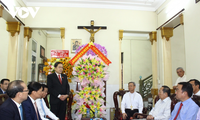 Vize-Parlamentspräsident Tran Thanh Man gratuliert der Diözese von Vinh Long zu Weihnachten