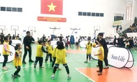 650 Schülerinnen und Schüler in Hanoi nehmen am Basketball-Festival teil
