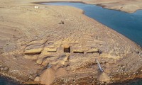 극심한 가뭄에 이라크서 3천400년전 궁전 유적 드러나